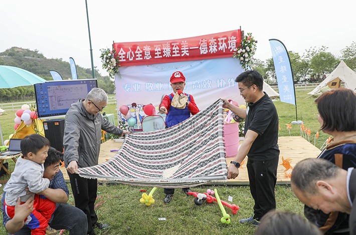 魔术表演 魔术表演