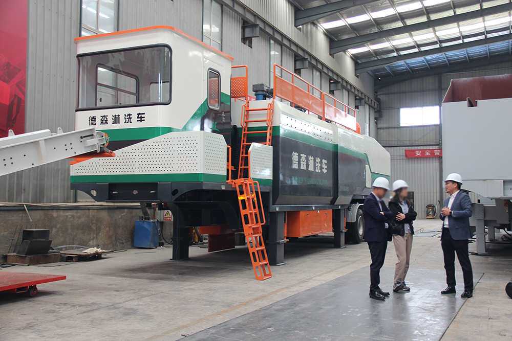 PA视讯官方集团移动淋洗修复设备.jpg PA视讯官方集团移动淋洗修复设备